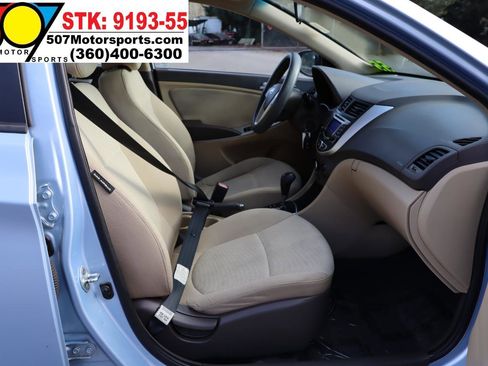 Used 2013 Hyundai Accent GLS image 19
