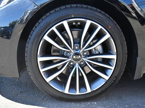 Used 2019 Kia Stinger RWD image 12