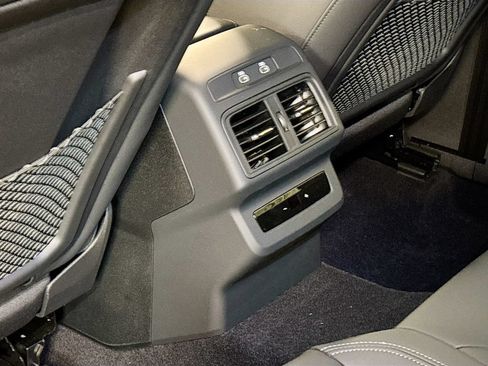 New 2026 Audi Q5 Premium Plus w/ Premium Plus AWD/4WD image 17