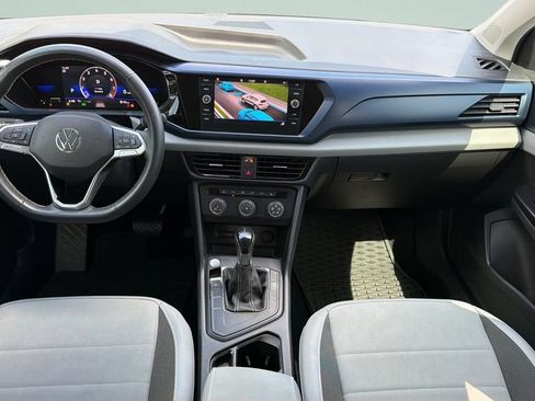 Certified 2022 Volkswagen Taos SE FWD image 10