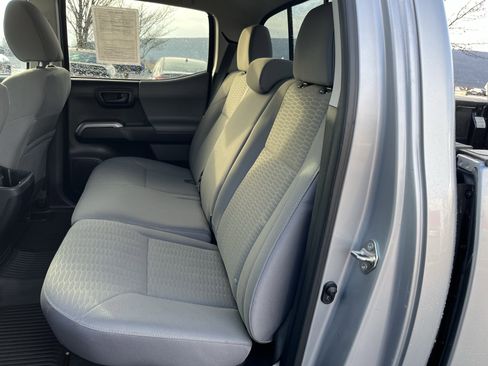 Used 2019 Toyota Tacoma SR5 image 14