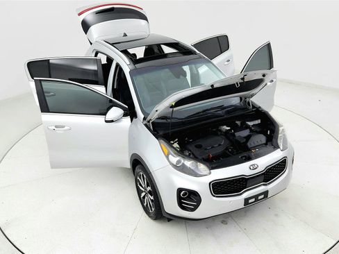 Used 2017 Kia Sportage EX w/ EX Technology Package image 24