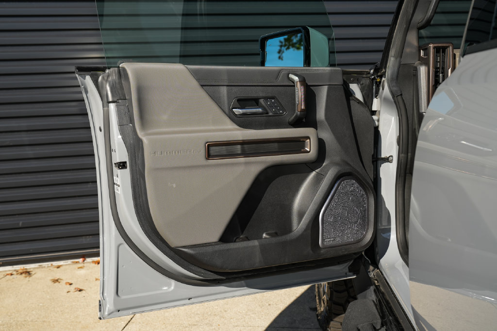Used 2025 GMC Hummer EV 3X AWD/4WD image 19
