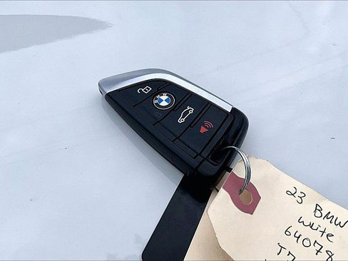 Used 2023 BMW 530i RWD image 8