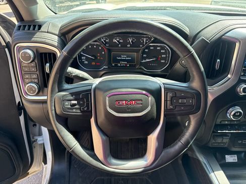 Used 2021 GMC Sierra 1500 Elevation w/ Preferred Package AWD/4WD image 14