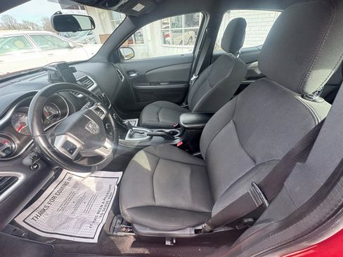 Used 2011 Dodge Avenger Mainstreet image 12