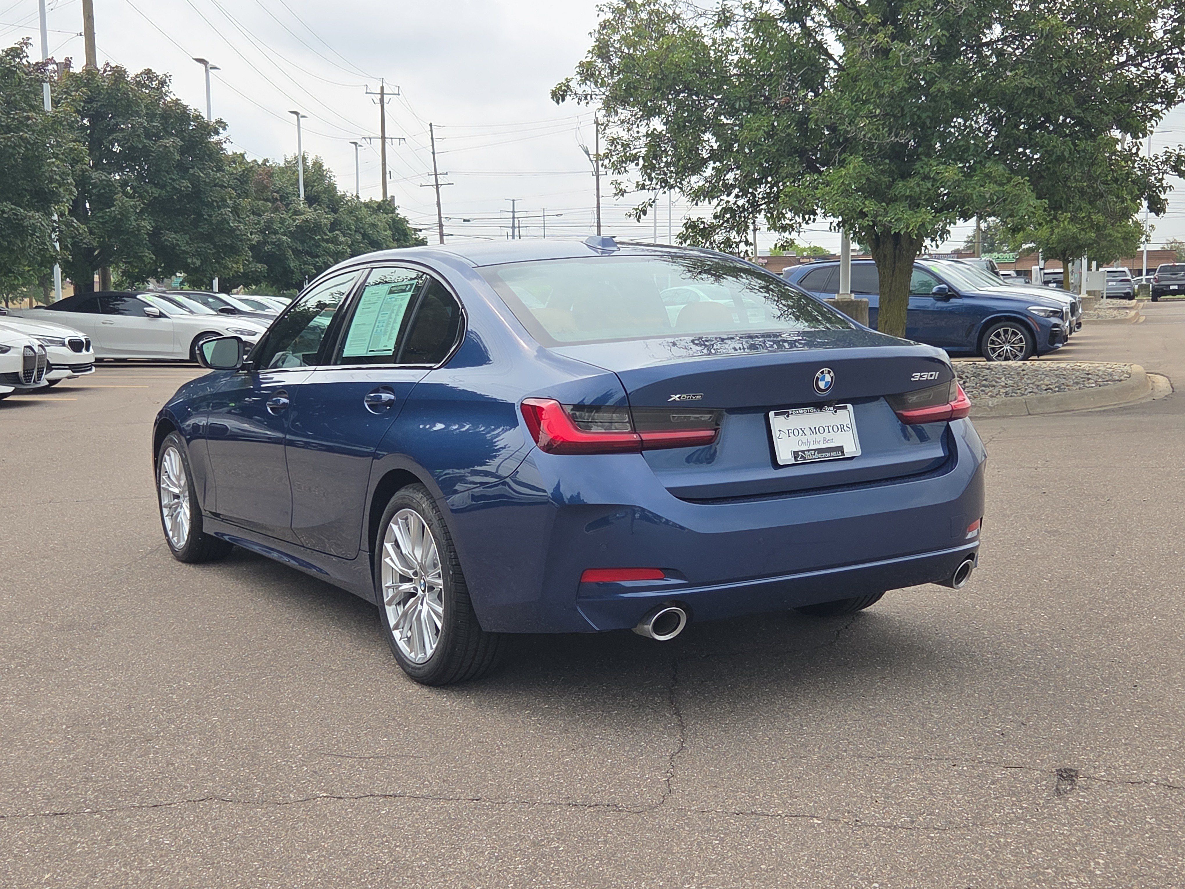 Certified 2023 BMW 330i xDrive Sedan w/ Premium Package AWD/4WD image 3
