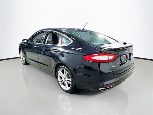Used 2016 Ford Fusion Titanium image 6