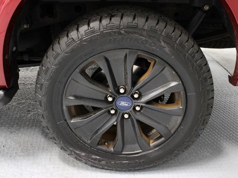 Certified 2019 Ford F150 Lariat w/ Equipment Group 502A Luxury AWD/4WD image 14