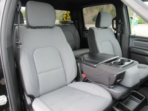 Used 2022 RAM 1500 Big Horn image 9