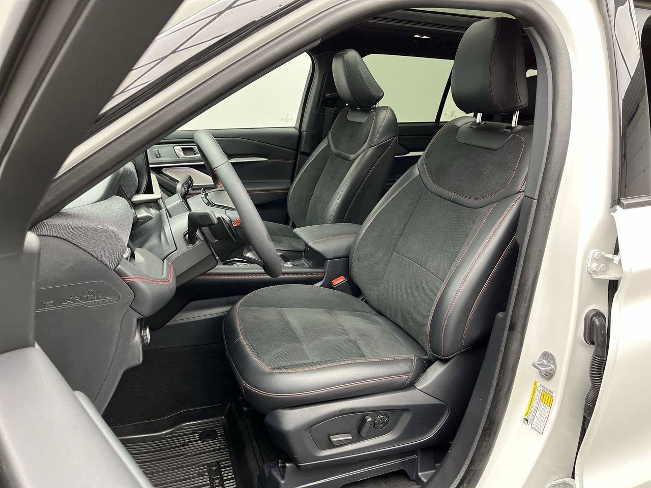 Used 2026 Ford Explorer ST w/ Sun And Sound Package AWD/4WD image 10