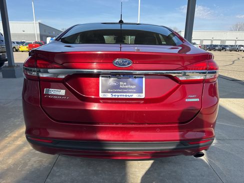 Certified 2018 Ford Fusion SE w/ Fusion SE Technology Package image 6
