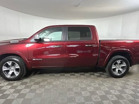 Used 2022 RAM 1500 Laramie AWD/4WD image 6