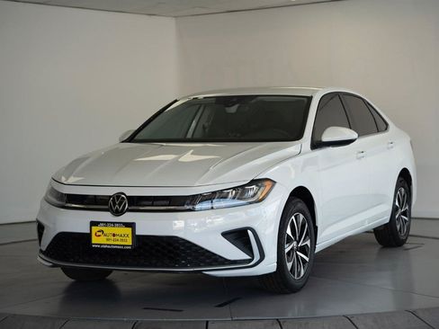 Used 2025 Volkswagen Jetta S FWD image 3