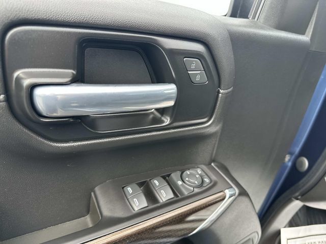 Certified 2021 Chevrolet Silverado 1500 LT Trail Boss w/ Convenience Package II AWD/4WD image 19