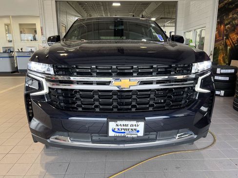 Used 2023 Chevrolet Tahoe LS AWD/4WD image 2