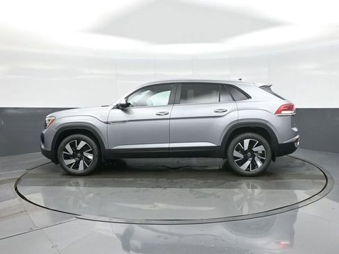 New 2026 Volkswagen Atlas Cross Sport SE image 4