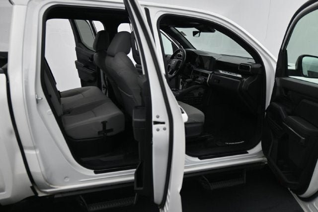 Used 2024 Toyota Tacoma SR5 AWD/4WD image 13