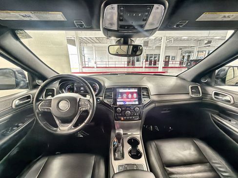 Used 2021 Jeep Grand Cherokee Limited X image 23