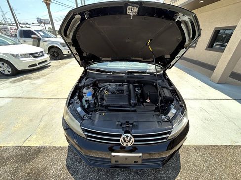 Used 2016 Volkswagen Jetta SE FWD image 9