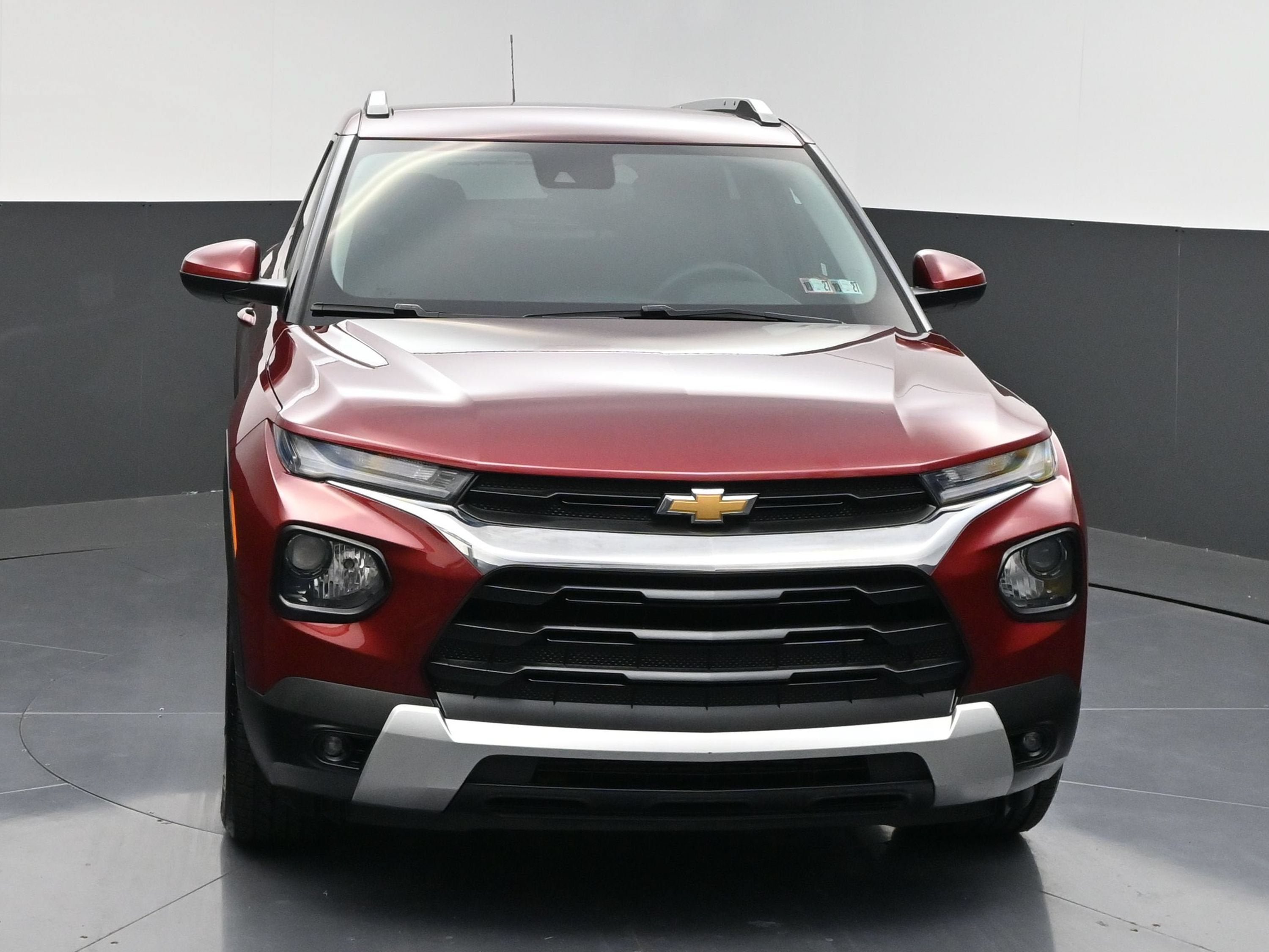 Used 2023 Chevrolet TrailBlazer LT FWD image 3