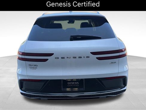 Certified 2026 Genesis GV70 2.5T Select AWD/4WD image 4