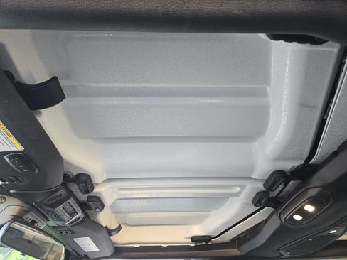 Used 2024 Jeep Wrangler Sport S image 25