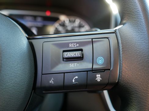 Certified 2023 Nissan Rogue SV AWD/4WD image 29