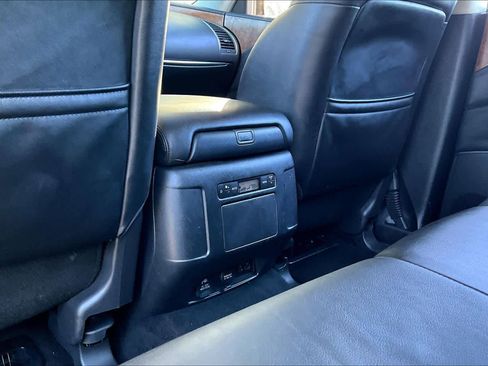 Used 2023 Nissan Armada SL image 33