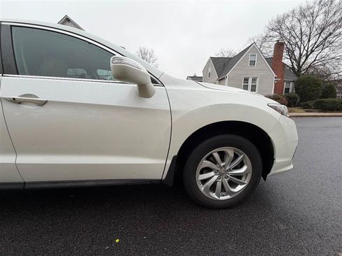 Used 2016 Acura RDX FWD w/ Technology Package image 6