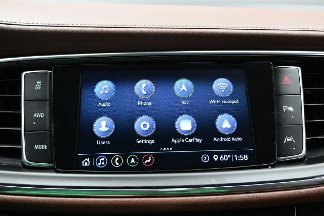 Used 2020 Buick Enclave Avenir w/ Avenir Technology Package AWD/4WD image 39
