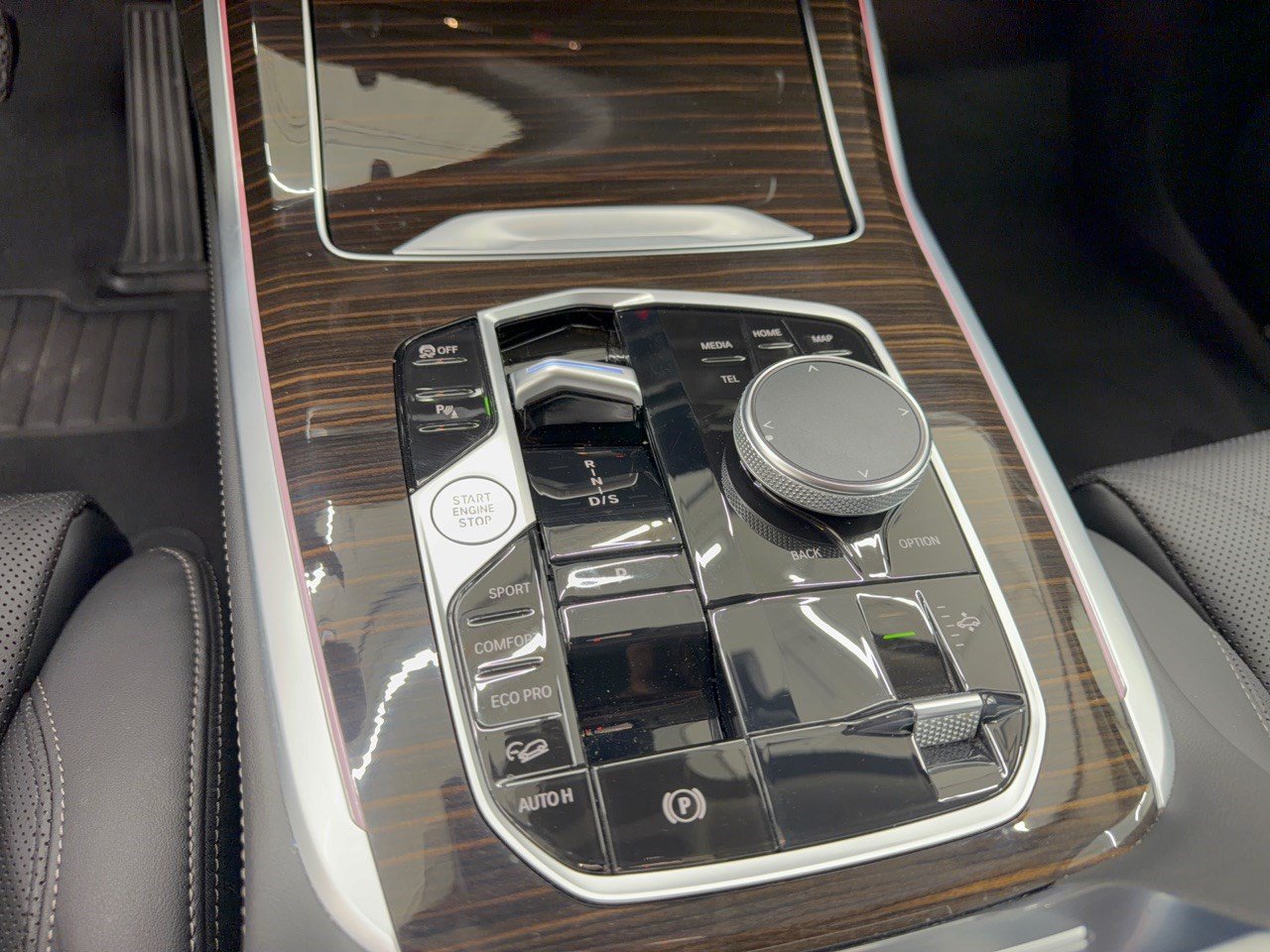 Certified 2024 BMW X7 xDrive40i AWD/4WD image 22