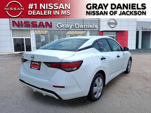 Used 2024 Nissan Sentra S FWD image 7
