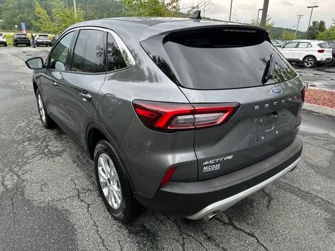 Used 2023 Ford Escape Active AWD/4WD image 3