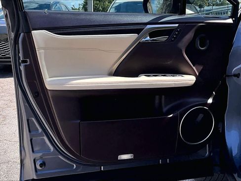 Used 2018 Lexus RX 350 w/ Luxury Package image 26