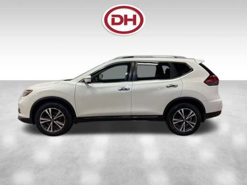 Used 2017 Nissan Rogue SL w/ SL Premium Package image 9