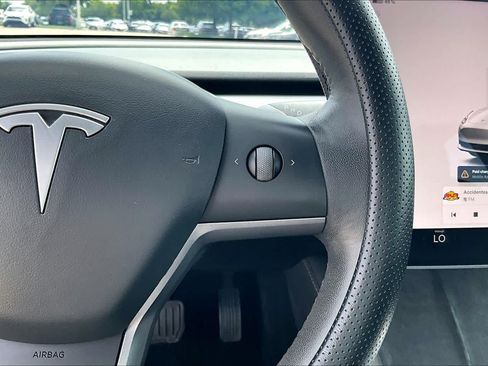 Used 2022 Tesla Model 3 Standard Range RWD image 22