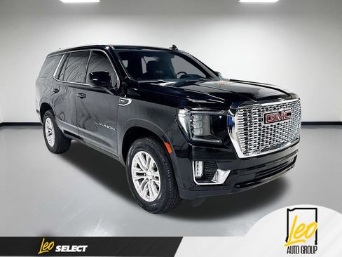 Used 2023 GMC Yukon SLE w/ Gmc Pro Safety Plus Package AWD/4WD image 5