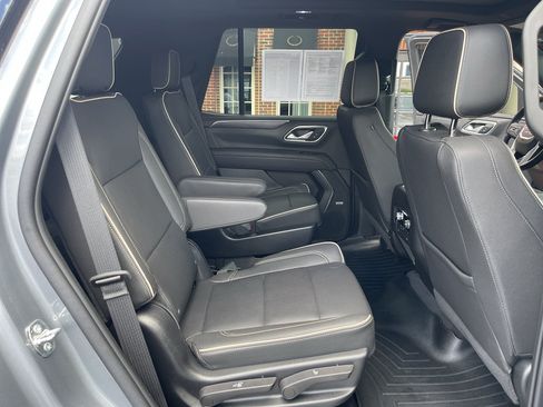 Used 2022 GMC Yukon SLT w/ SLT Premium Package AWD/4WD image 33