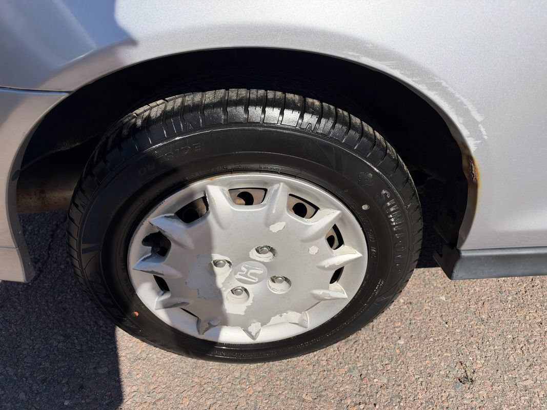 Used 2001 Honda Accord LX image 12