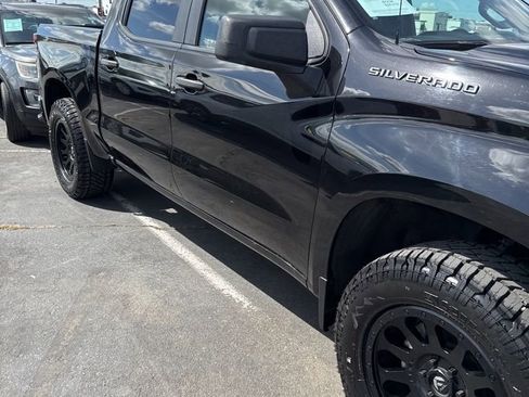 Used 2022 Chevrolet Silverado 1500 Custom RWD image 5