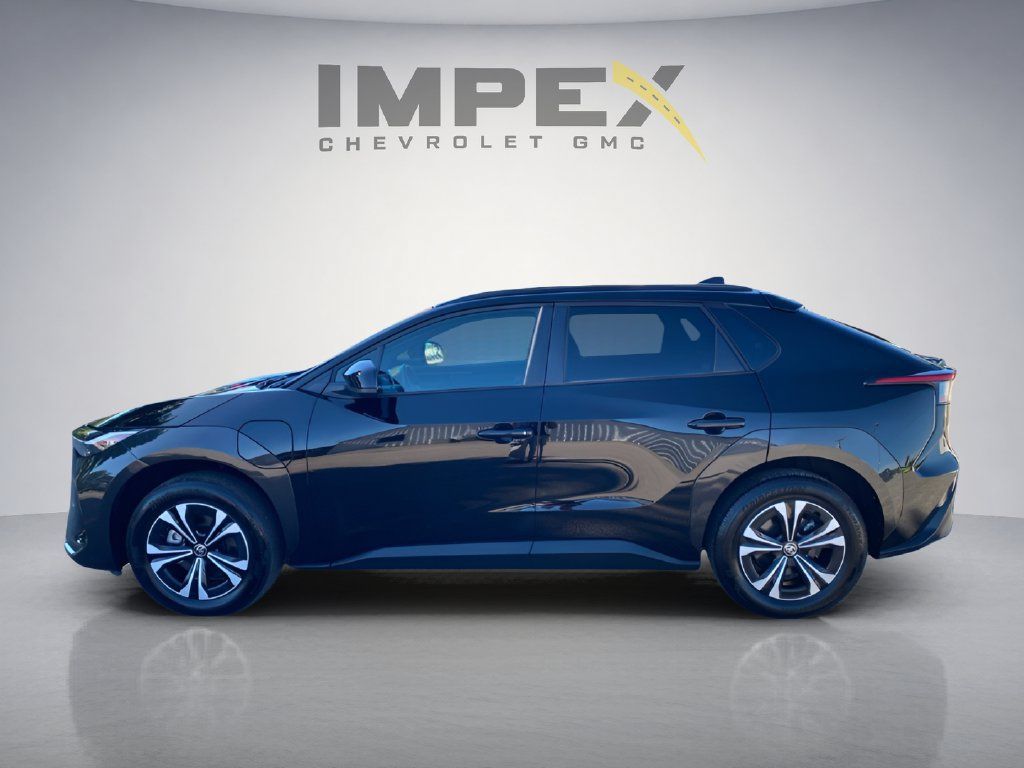 Used 2024 Toyota bZ4X AWD w/ Weather Package image 2