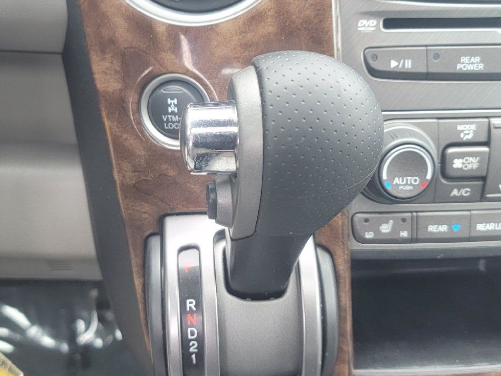 Used 2015 Honda Pilot Touring image 29