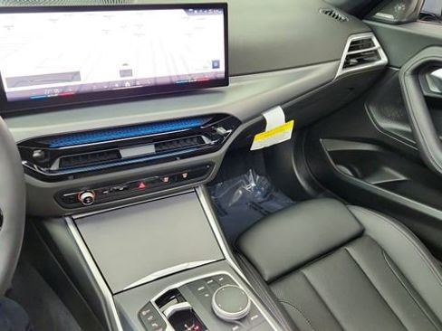 Used 2025 BMW 230i xDrive Coupe image 39