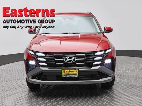 Used 2025 Hyundai Tucson SEL AWD/4WD image 2