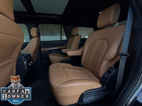 Used 2022 Ford Expedition Platinum image 22