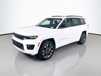New 2025 Jeep Grand Cherokee L Overland w/ Luxury Tech Group IV AWD/4WD video 3