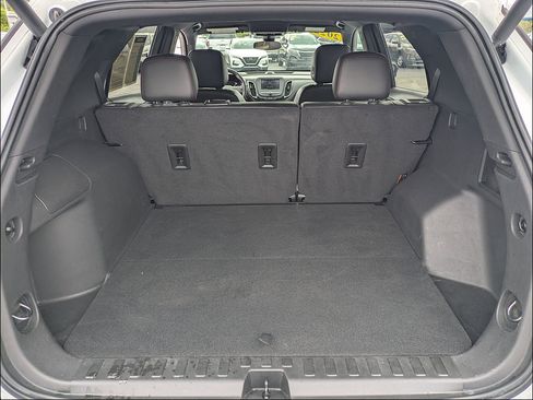 Used 2022 Chevrolet Equinox RS AWD/4WD image 14