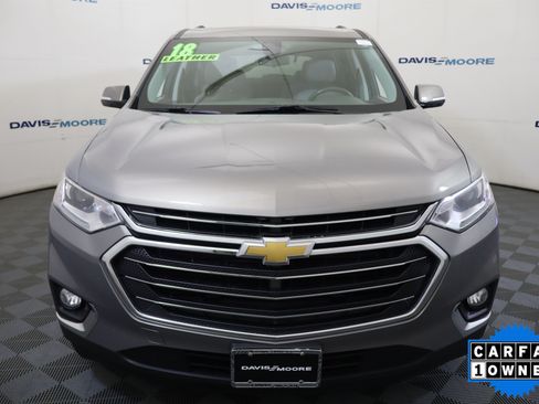 Used 2018 Chevrolet Traverse LT w/ LPO, Floor Liner Package FWD image 14