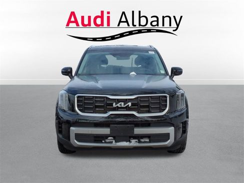 Used 2023 Kia Telluride S image 9